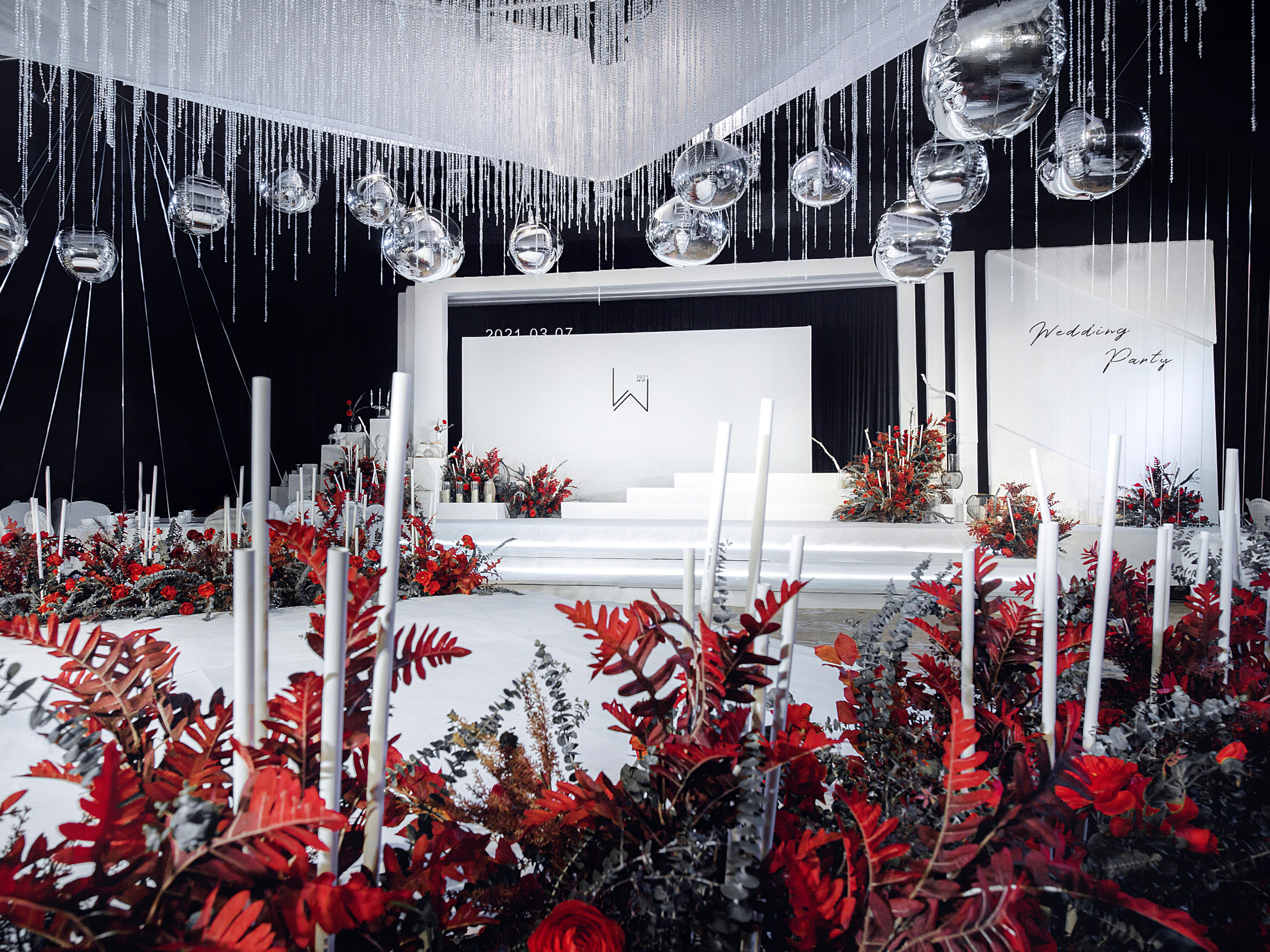 【屿霖婚策】红白色系轻奢风