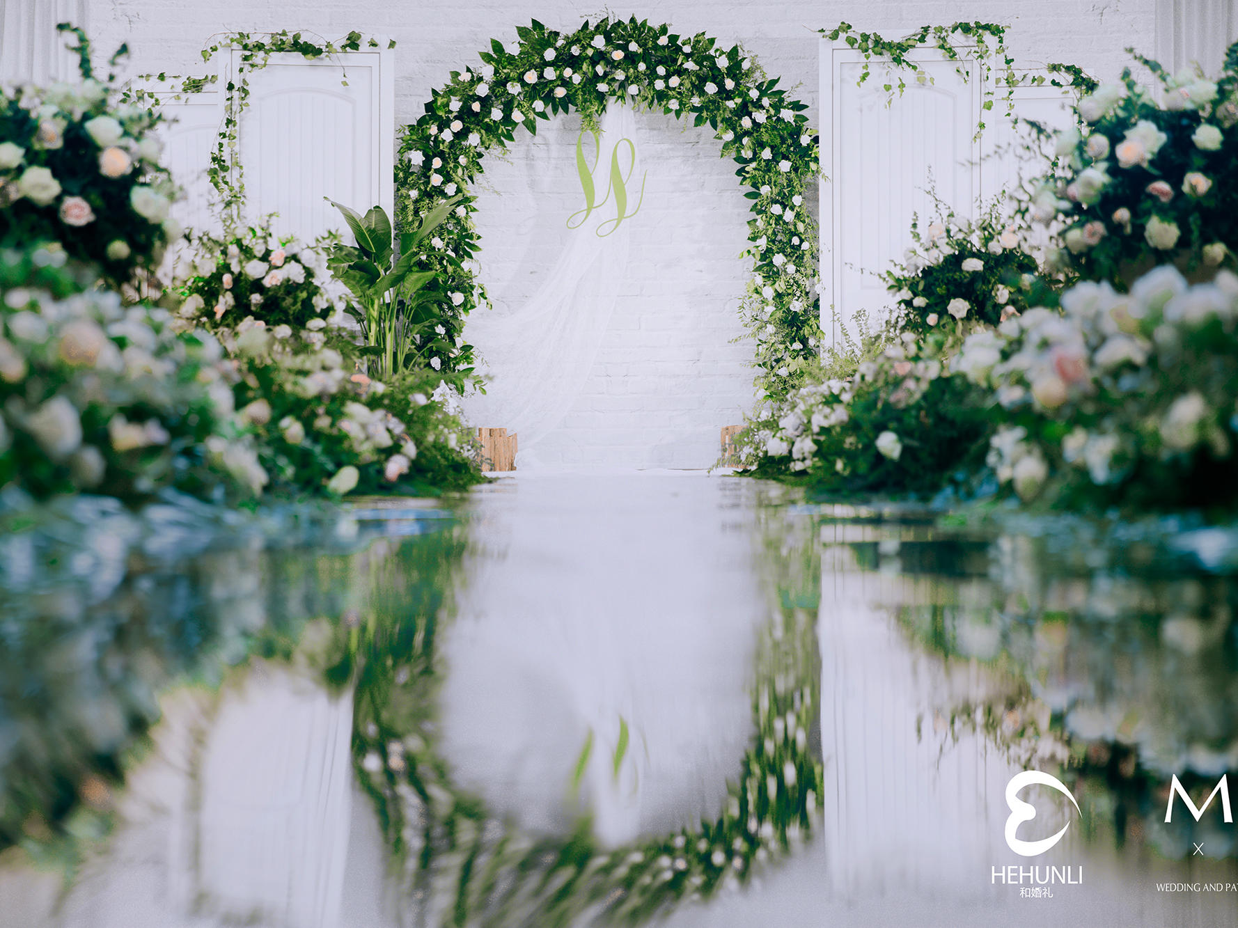 【和婚礼】初.见小清新婚礼送YSL口红