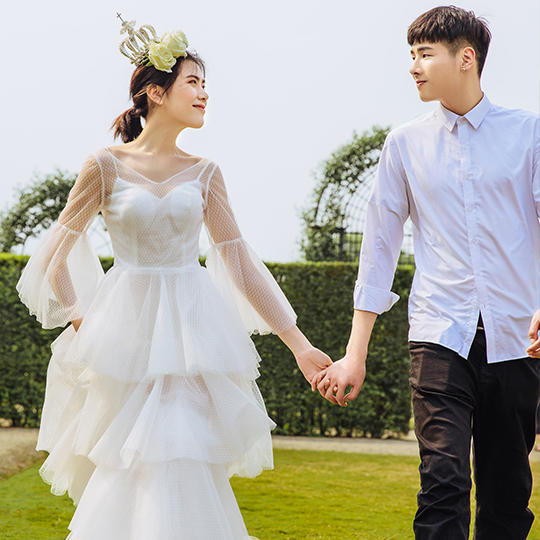 INS風(fēng)婚紗照-服裝任選+成都場景任選