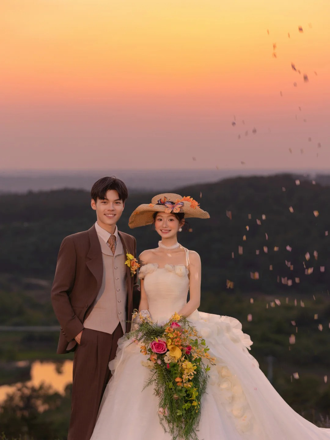 公主梦必拍！童话风日落婚纱照拍出迪士尼浪漫