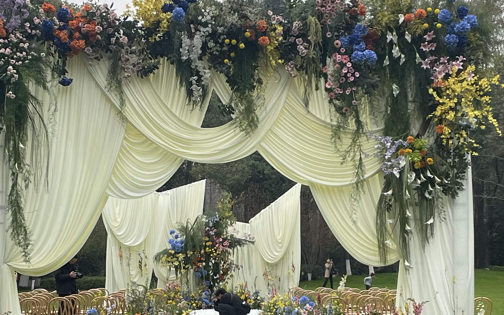 阜阳生态园花园风自然系布幔草坪婚礼