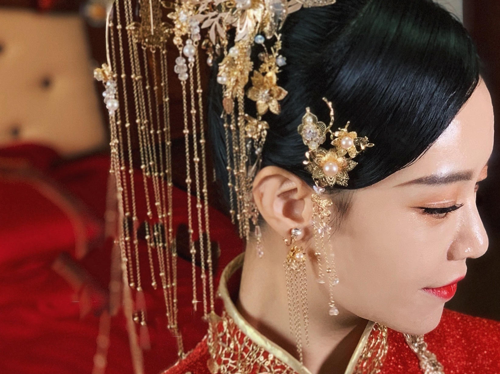 超值婚服三套含婚纱 秀禾 礼服 跟妆 