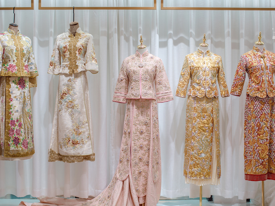  星辰国际|婚纱套餐 【赠首席化妆师】