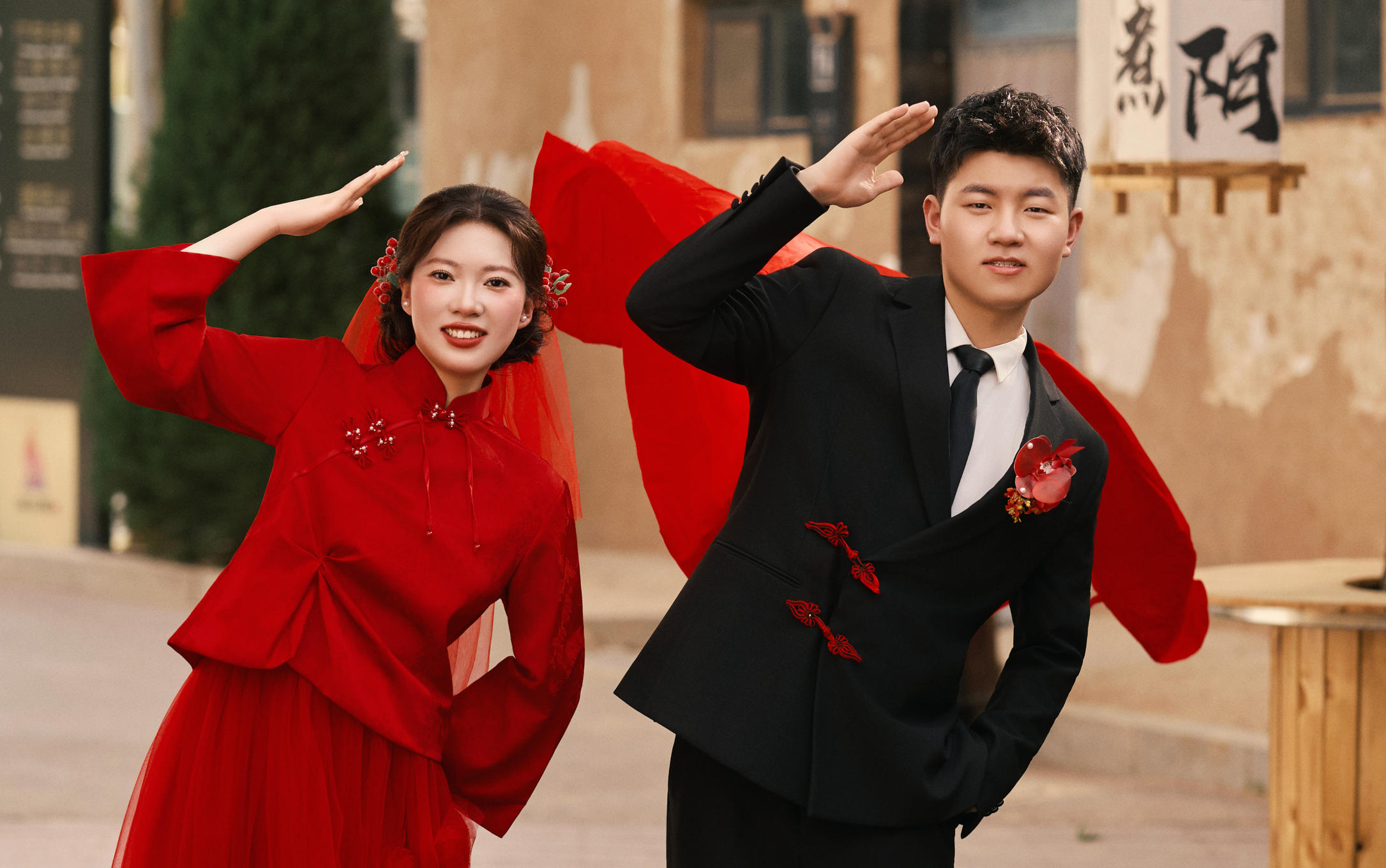 【客片欣赏】中式东方红婚纱照