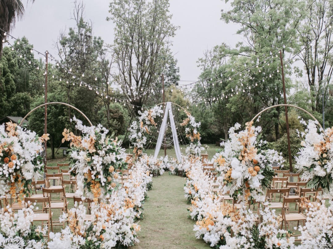 《天涯》小預(yù)算婚禮戶外草坪婚禮小清新森系白橙色系