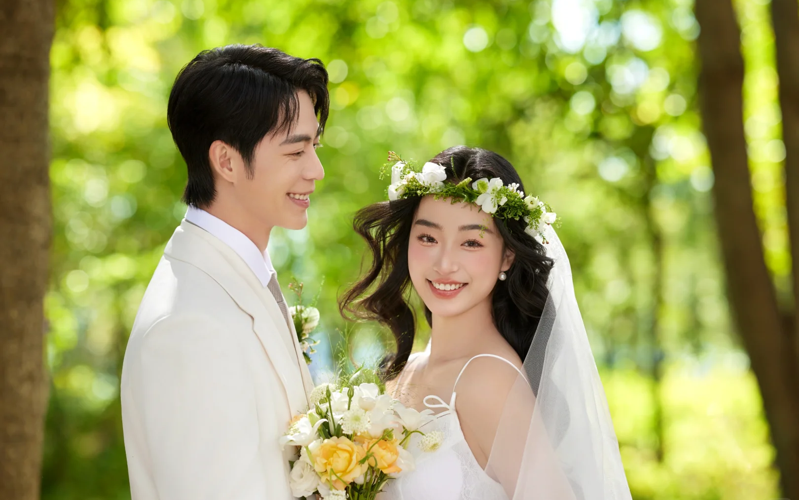 拍到了超有feel的少女感森系婚纱照🥰