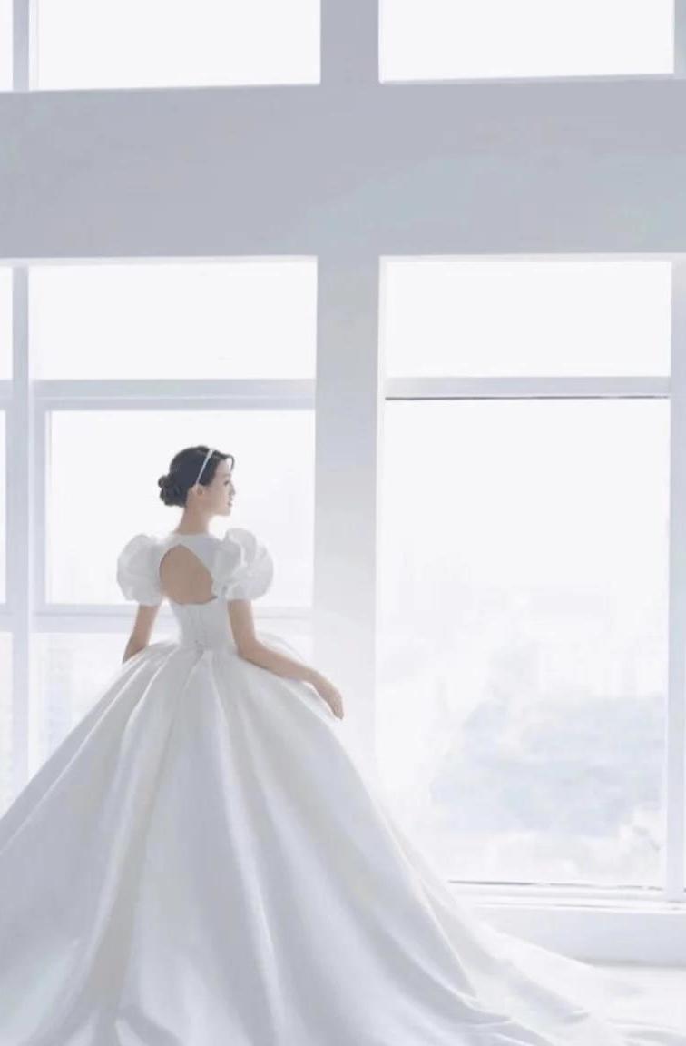 BRIDES 法式浪漫主纱