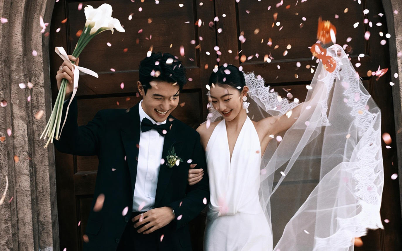 自由感又有生命力的婚紗照