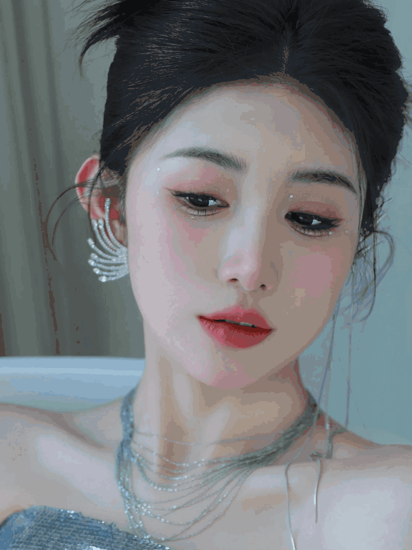 150-1380元。专业新娘跟妆。秀禾白纱礼服