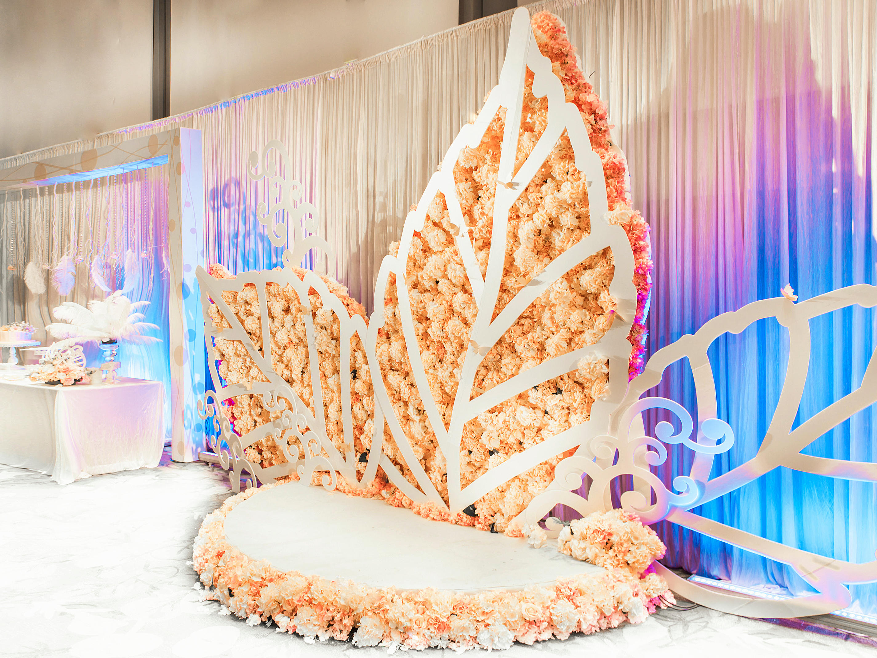 淡淡仙女系：浅蓝色系加粉色