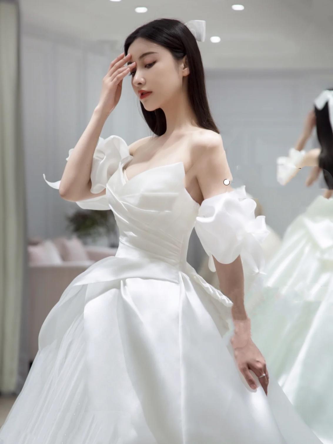 【超值套餐】3件套租赁 送伴娘服