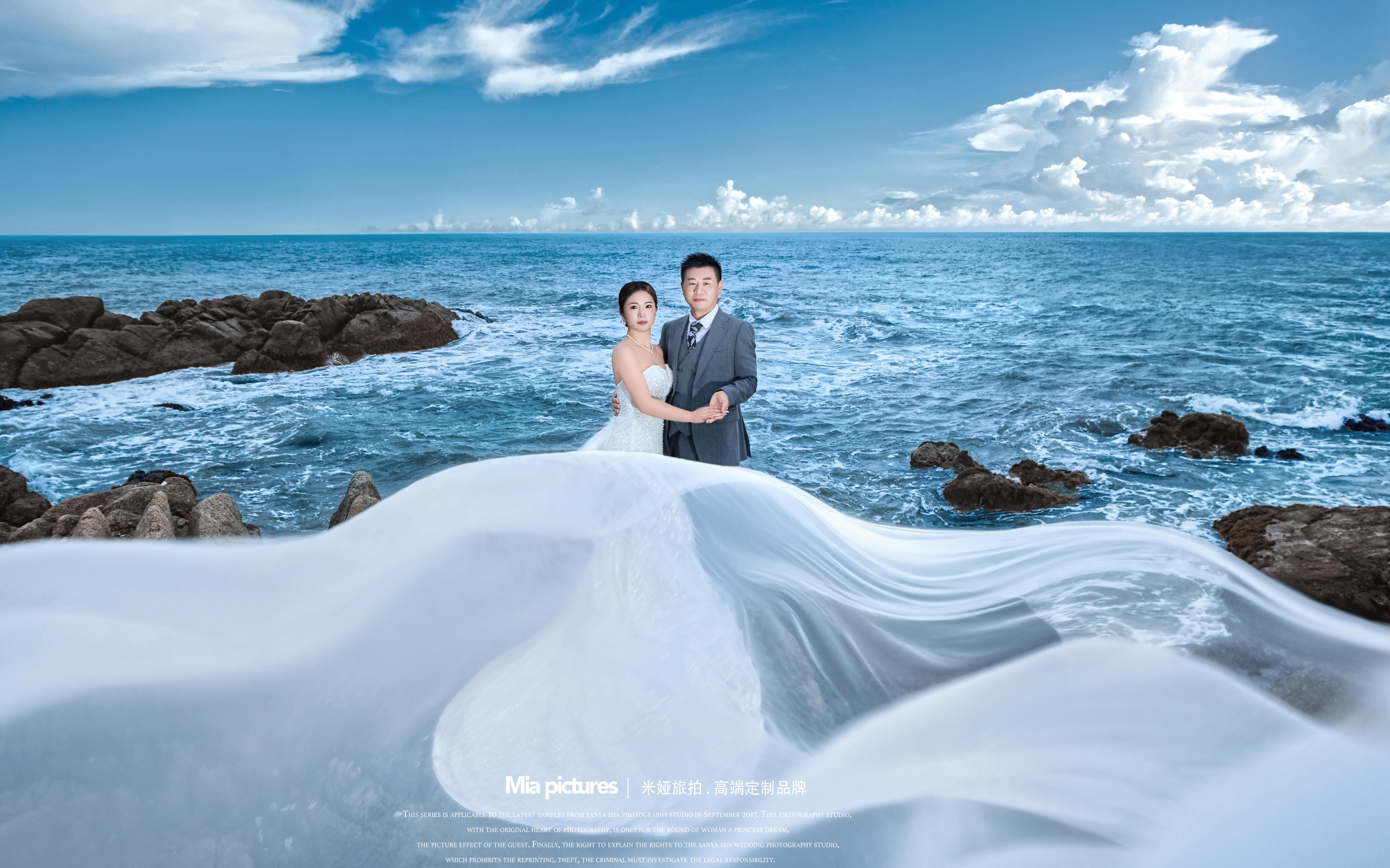 高級(jí)又大氣，蜈支洲的海景婚紗照美極了！