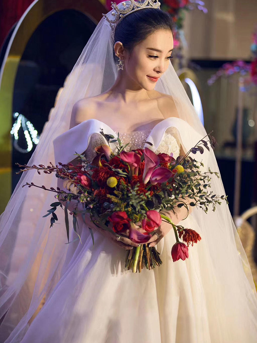 超值套餐（秀禾服+仪式婚纱+礼服+1680化妆）