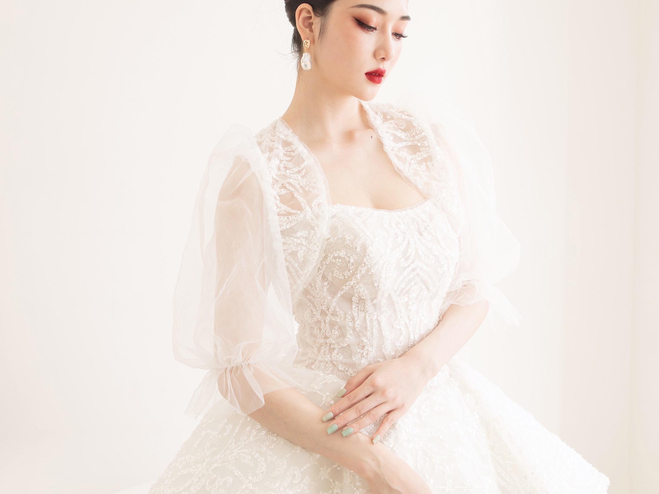抢！总监档全程婚礼跟妆送妈妈妆+伴娘妆
