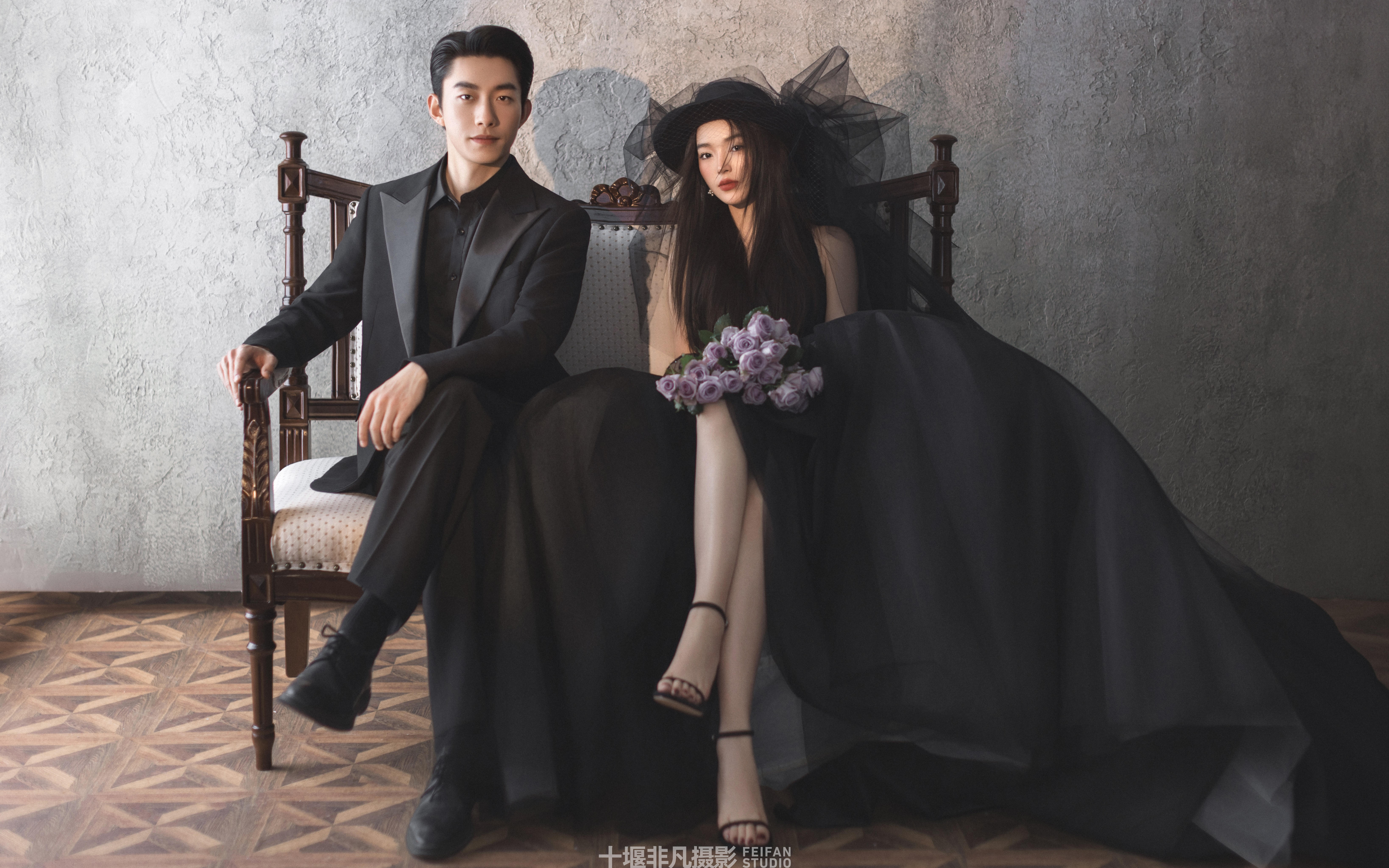 室內(nèi)黑紗光影婚紗照~