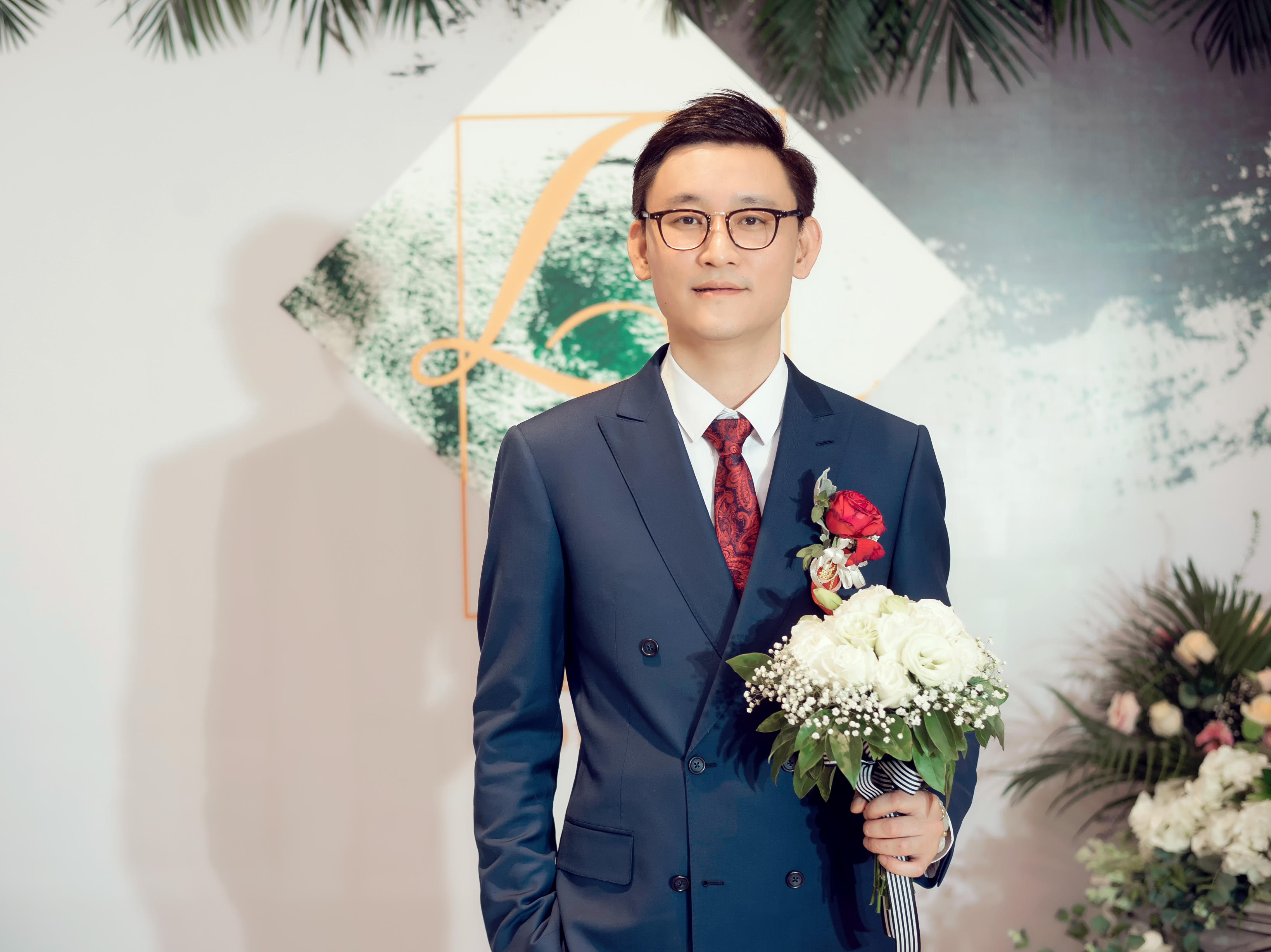 超值幸福套餐+西服6件套+主纱+齐地纱+秀禾