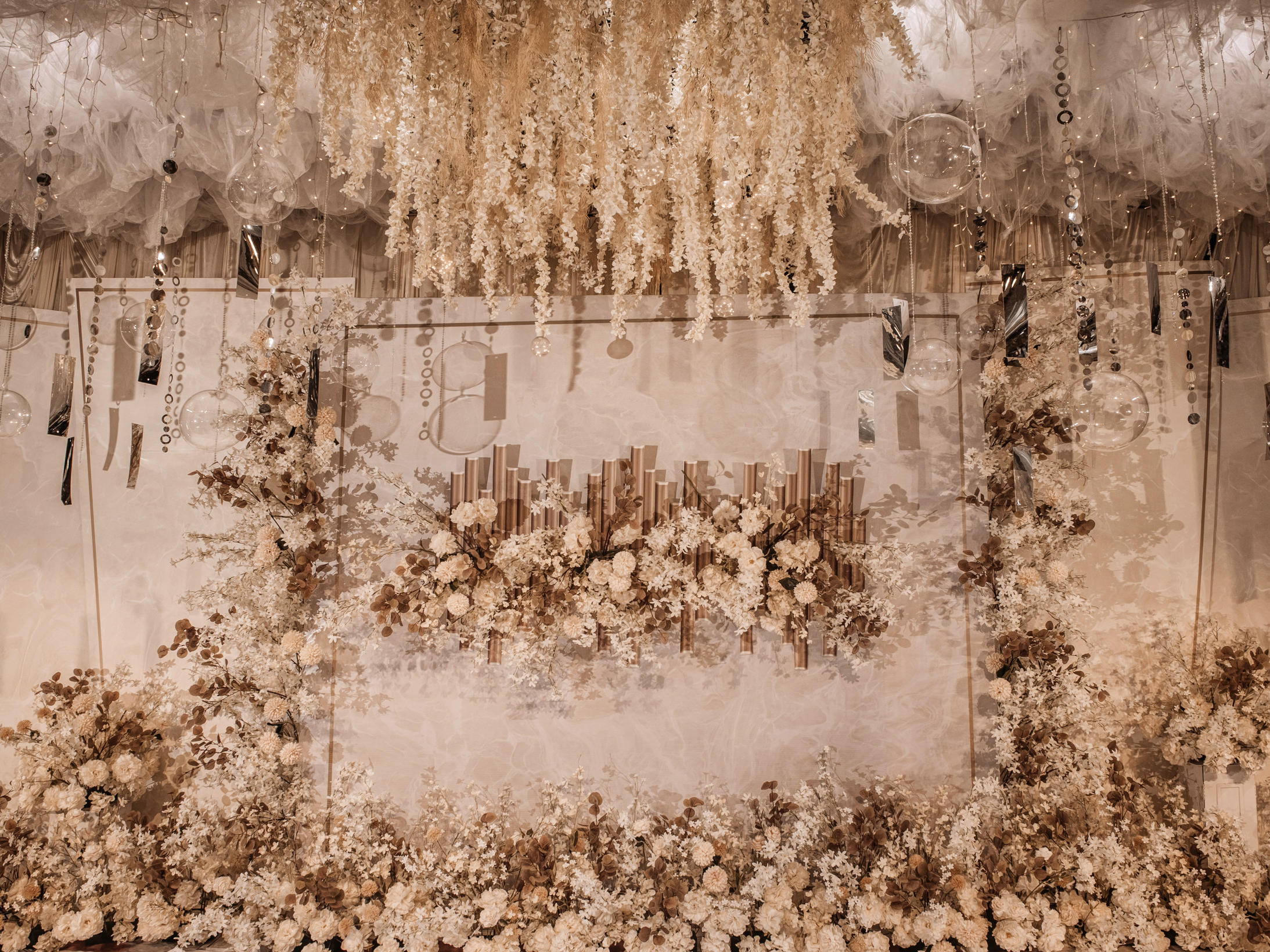 【2020年爆款】跃金 | 香槟金色婚礼 送婚纱