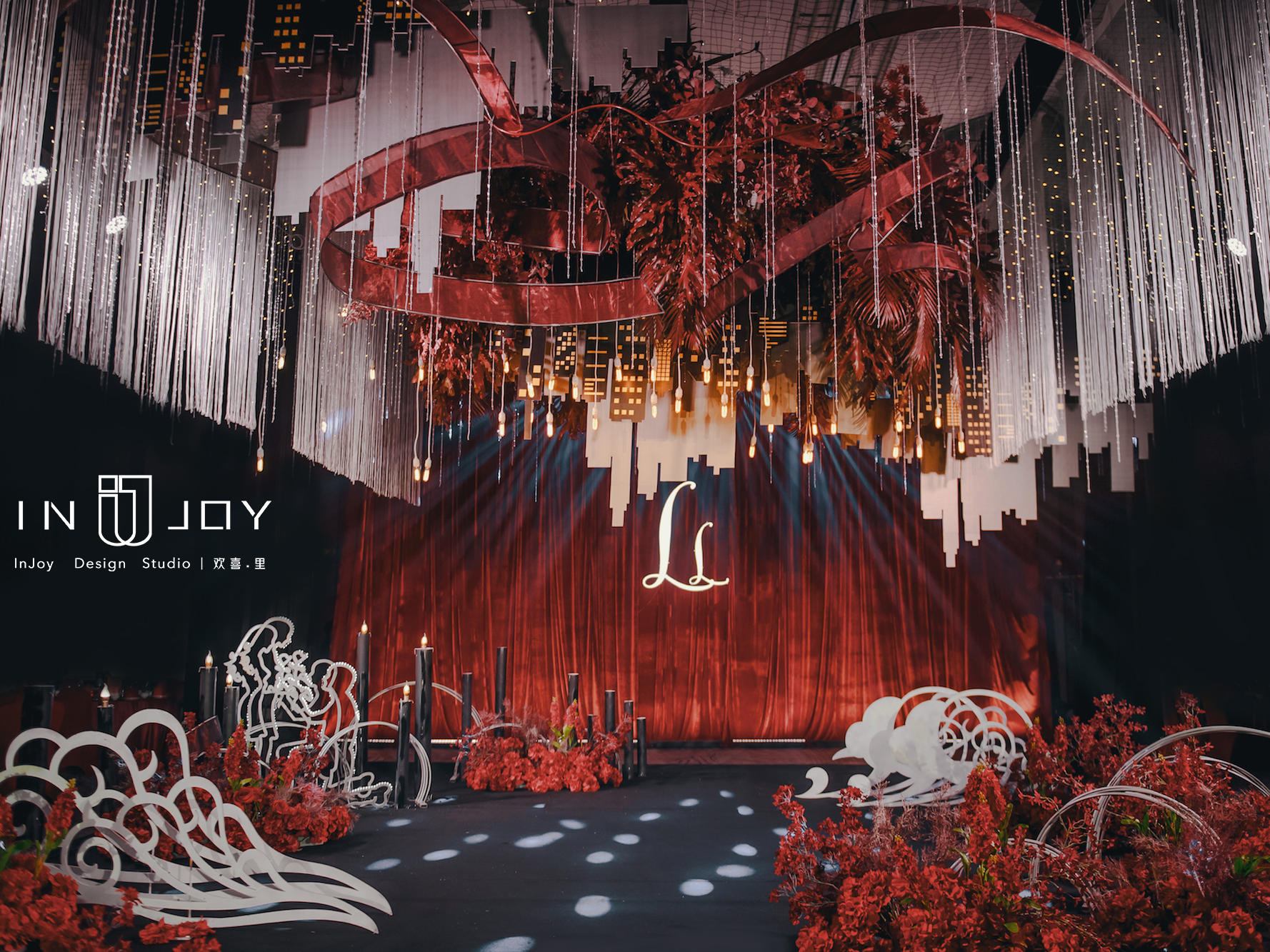 红黑色--拥夜[婚礼策划]