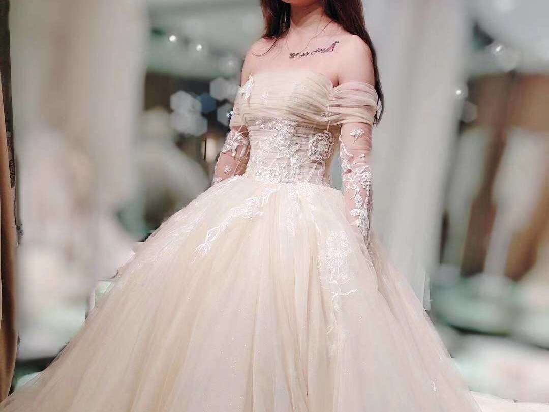 【限时特价】新款秀禾拖尾礼服3件套送精品新娘美甲