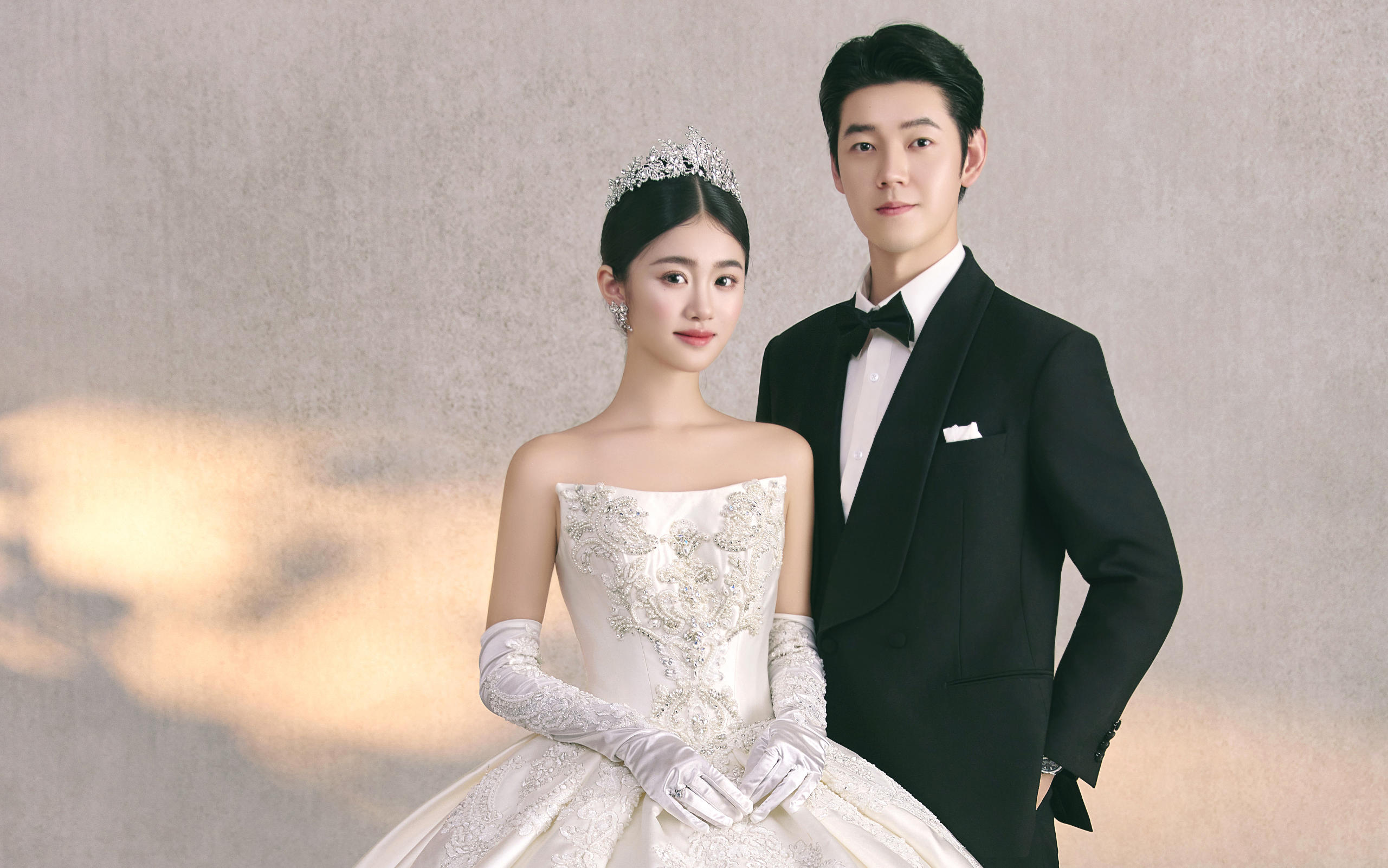 一眼就淪陷的主紗婚紗照?極簡風(fēng)太高級了