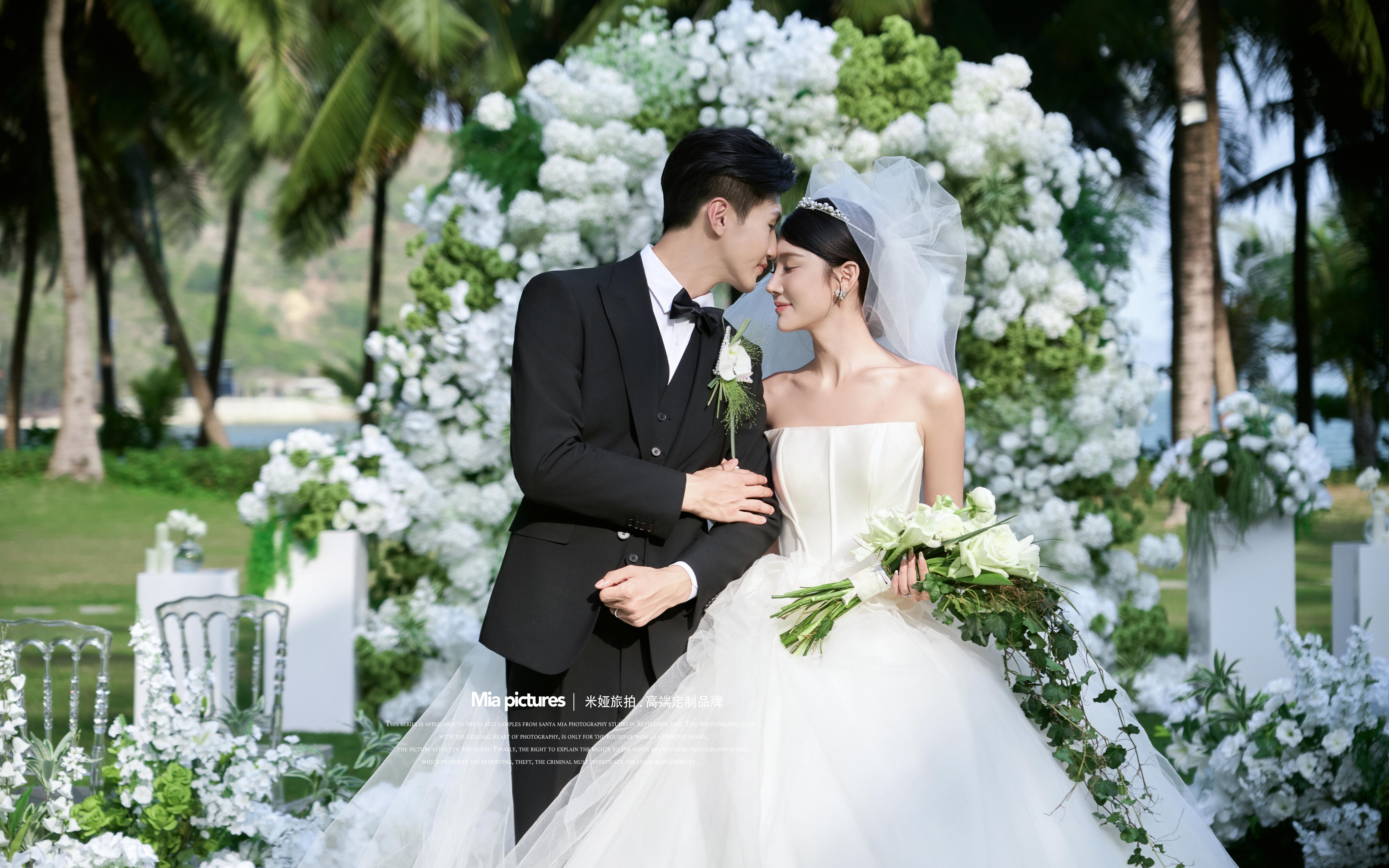 把婚禮現(xiàn)場(chǎng)搬進(jìn)婚紗照里??我的夢(mèng)中婚禮