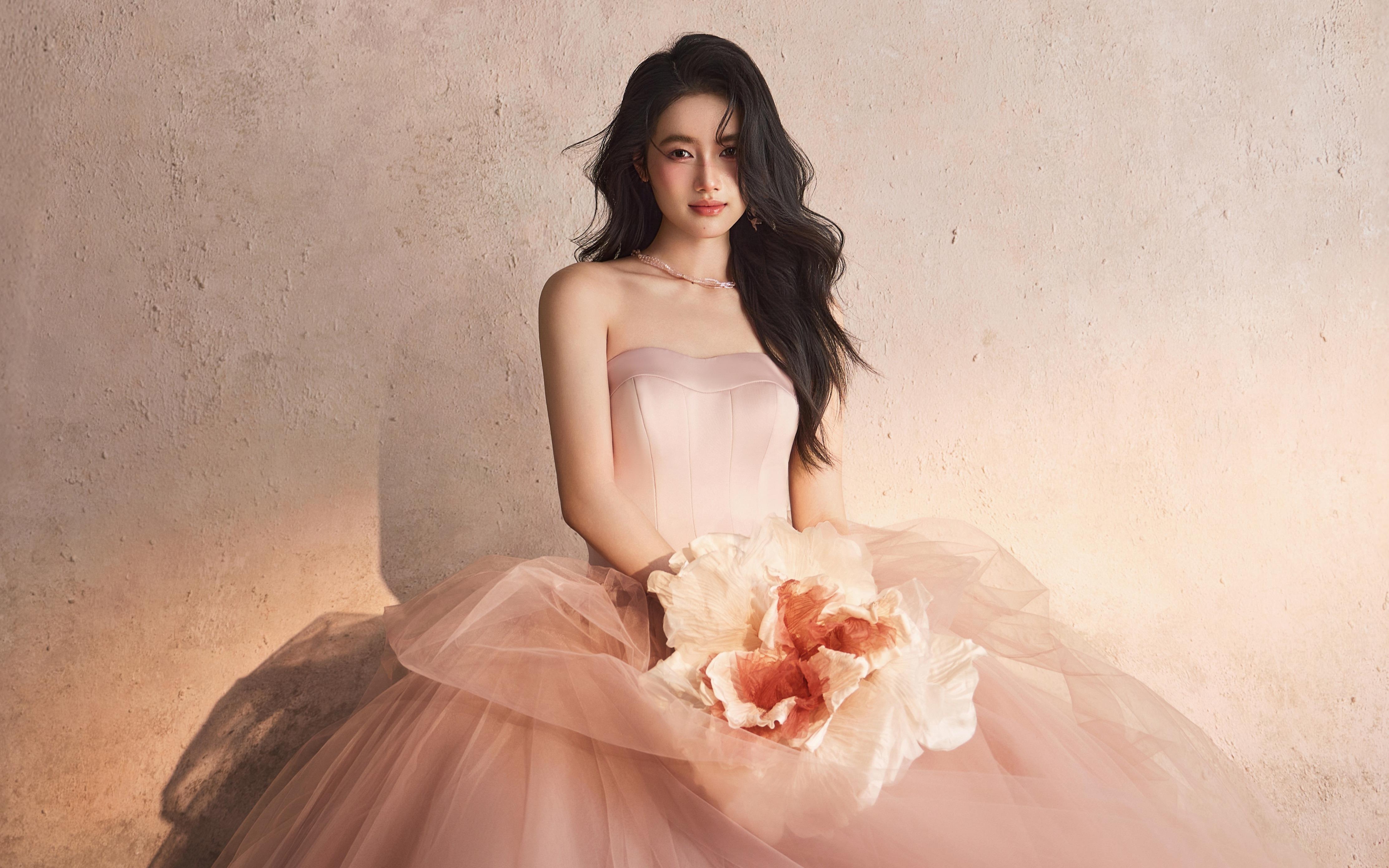 解锁温柔系婚纱照｜粉色纱裙承包所有心动