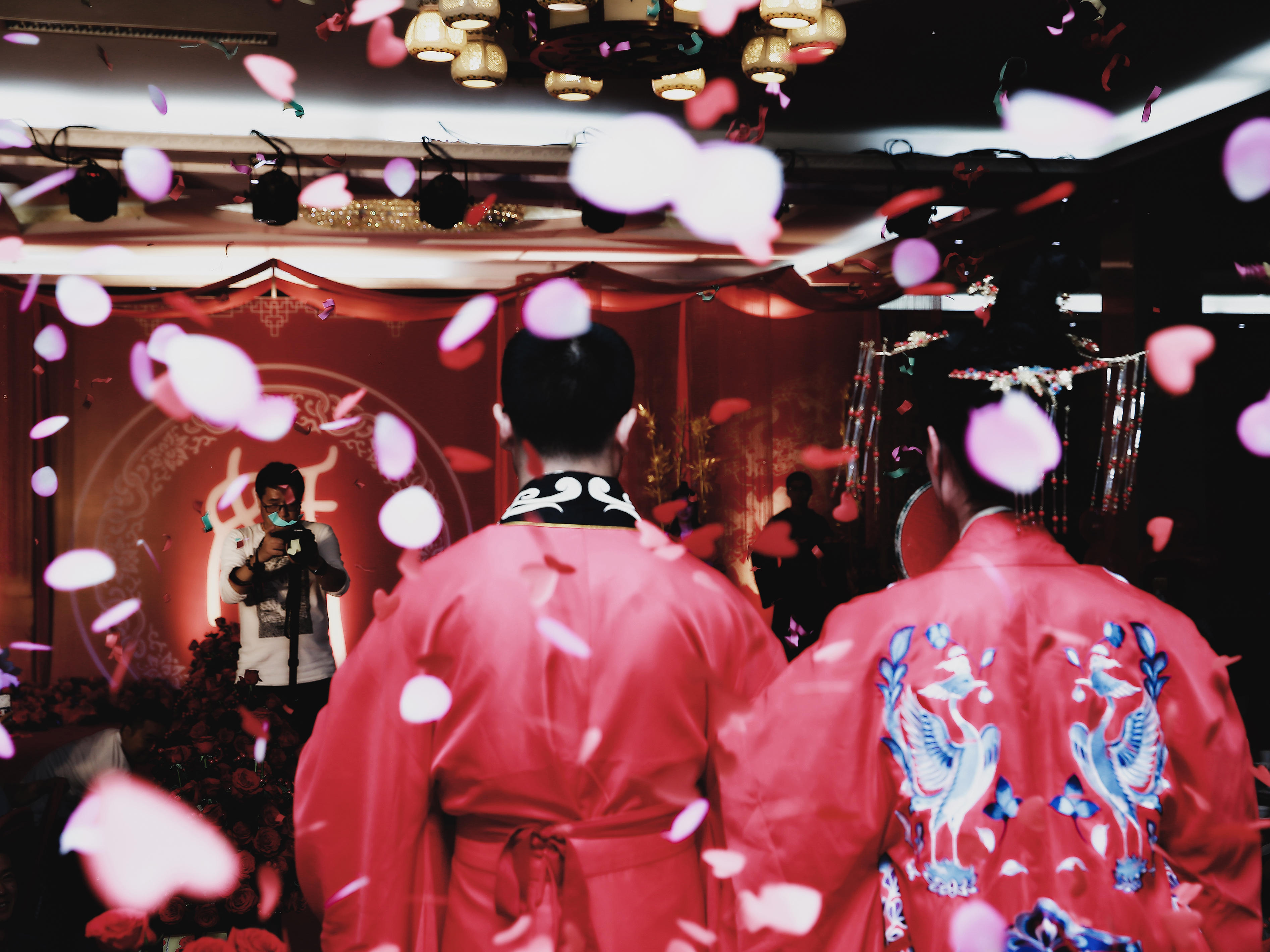 昆明资深单机位婚礼摄影原片不低于400精修40