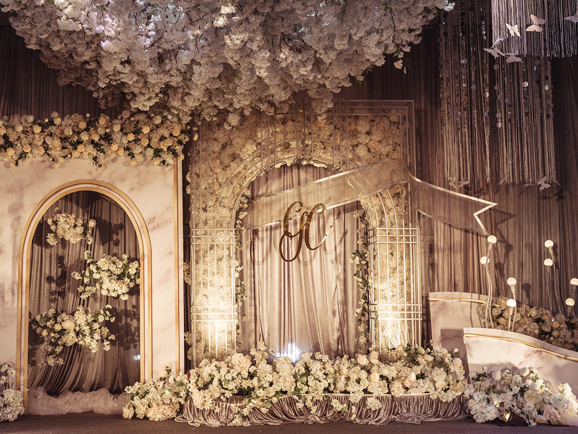 【香槟色梦幻】满顶装饰 超炫灯光 +含婚礼主持人