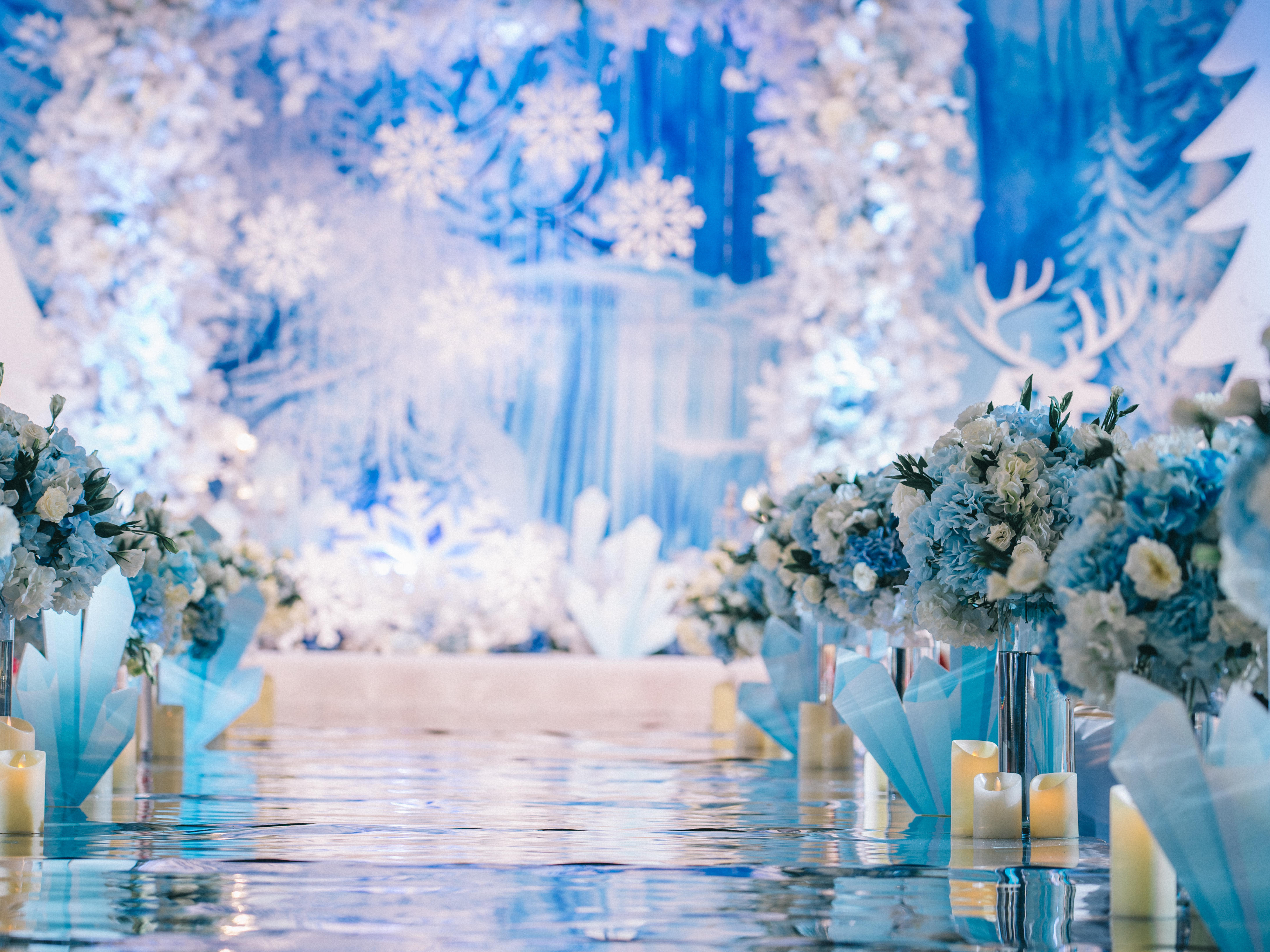 【爱薇婚礼】龙华喜宴/蓝色/冰雪奇缘/免租敬酒服