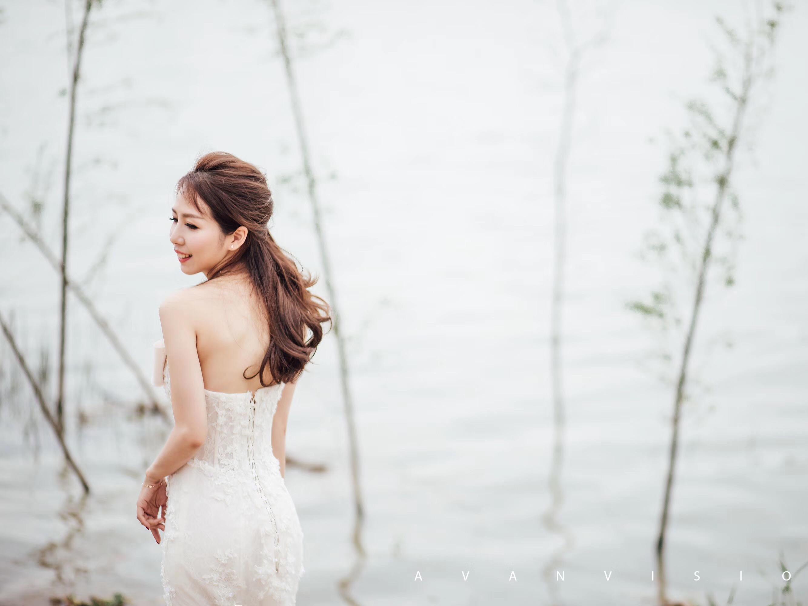 【高定女神系列】高定婚纱+纯手工褂后+礼服