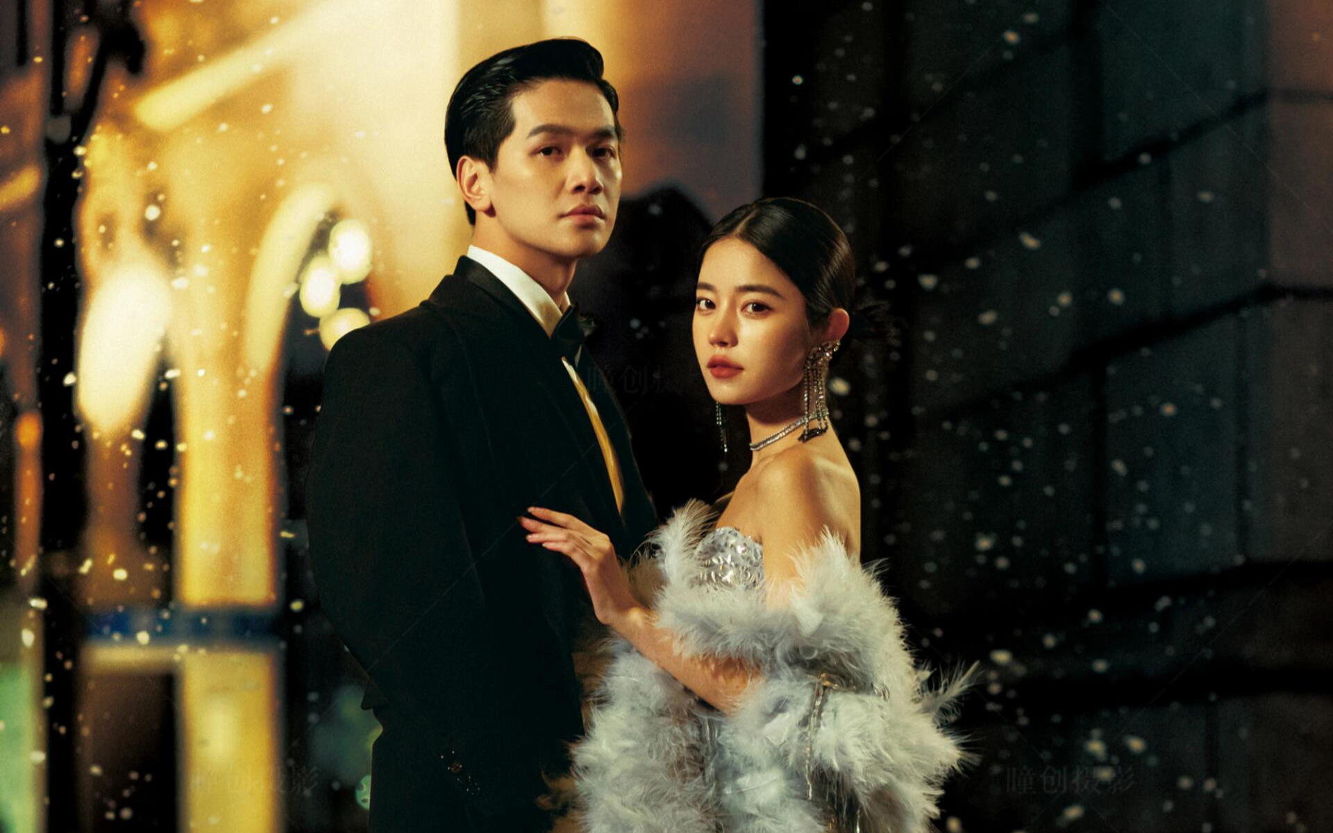 鯊瘋了｜女明星既視感夜景街拍婚紗照