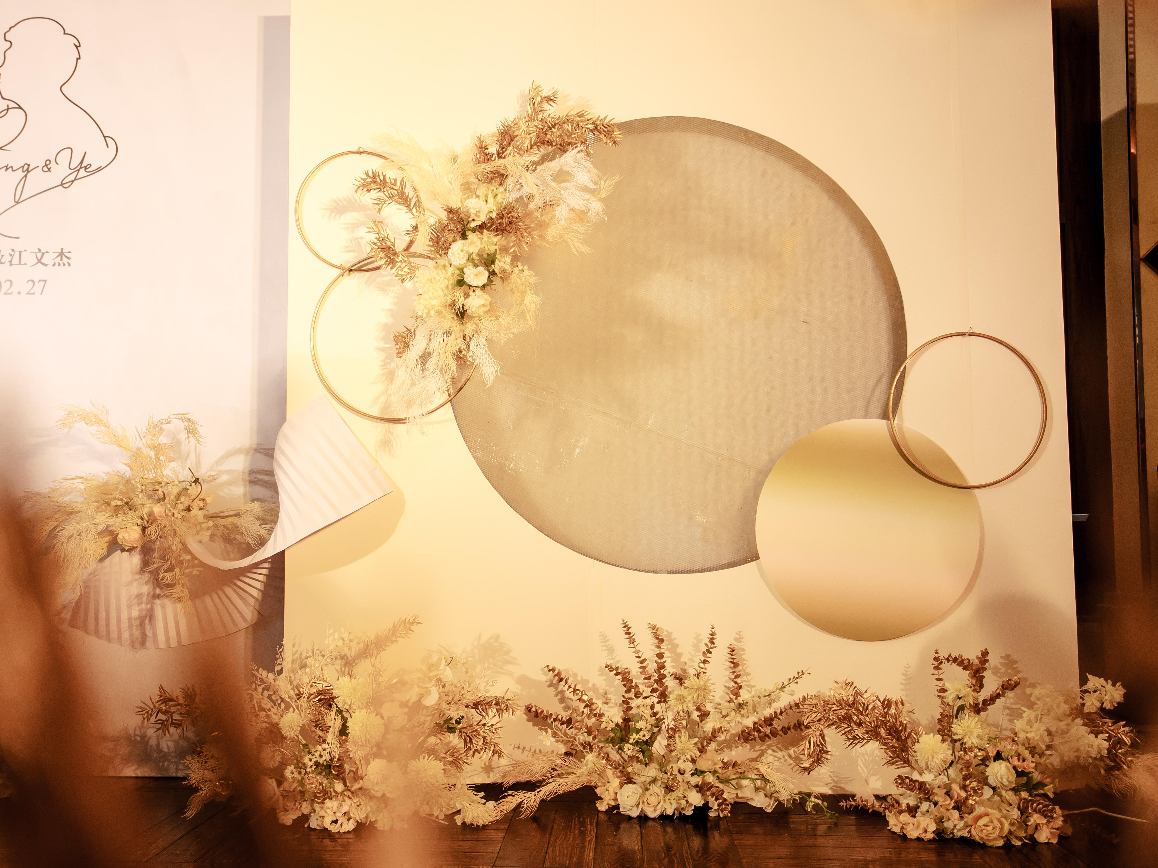 香槟色简约婚礼含摄影录像化妆