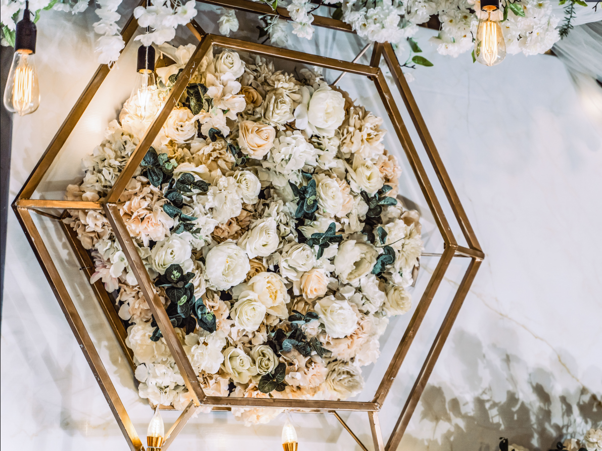 白绿色韩式婚礼 花艺铁艺完美设计