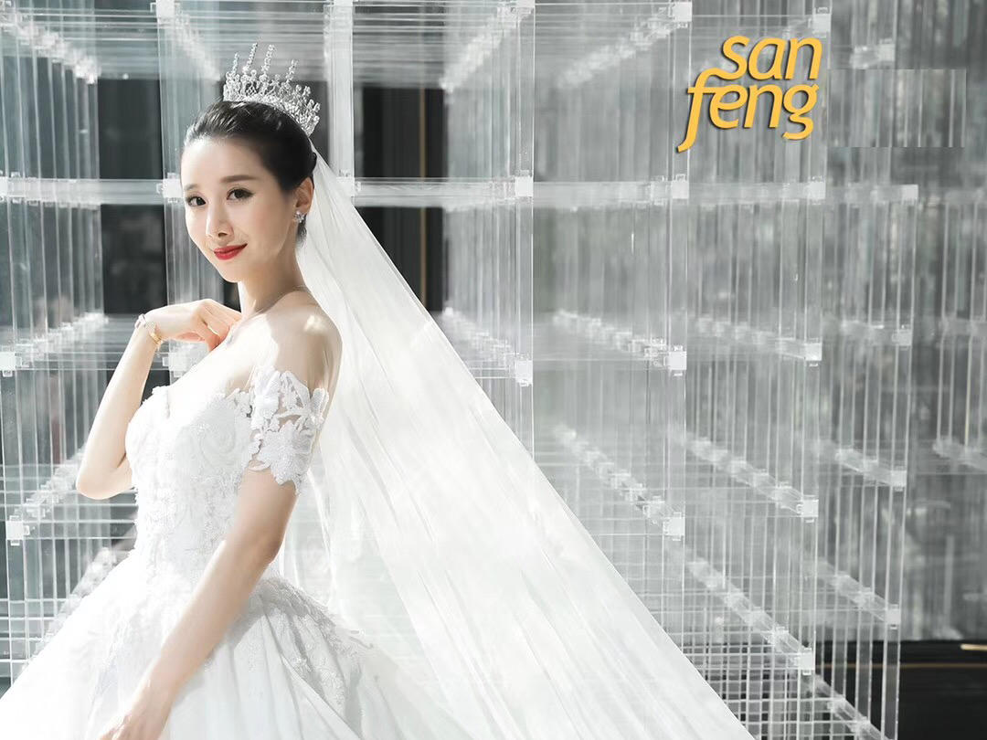 【苗苗】全天私人跟妆+三组造型