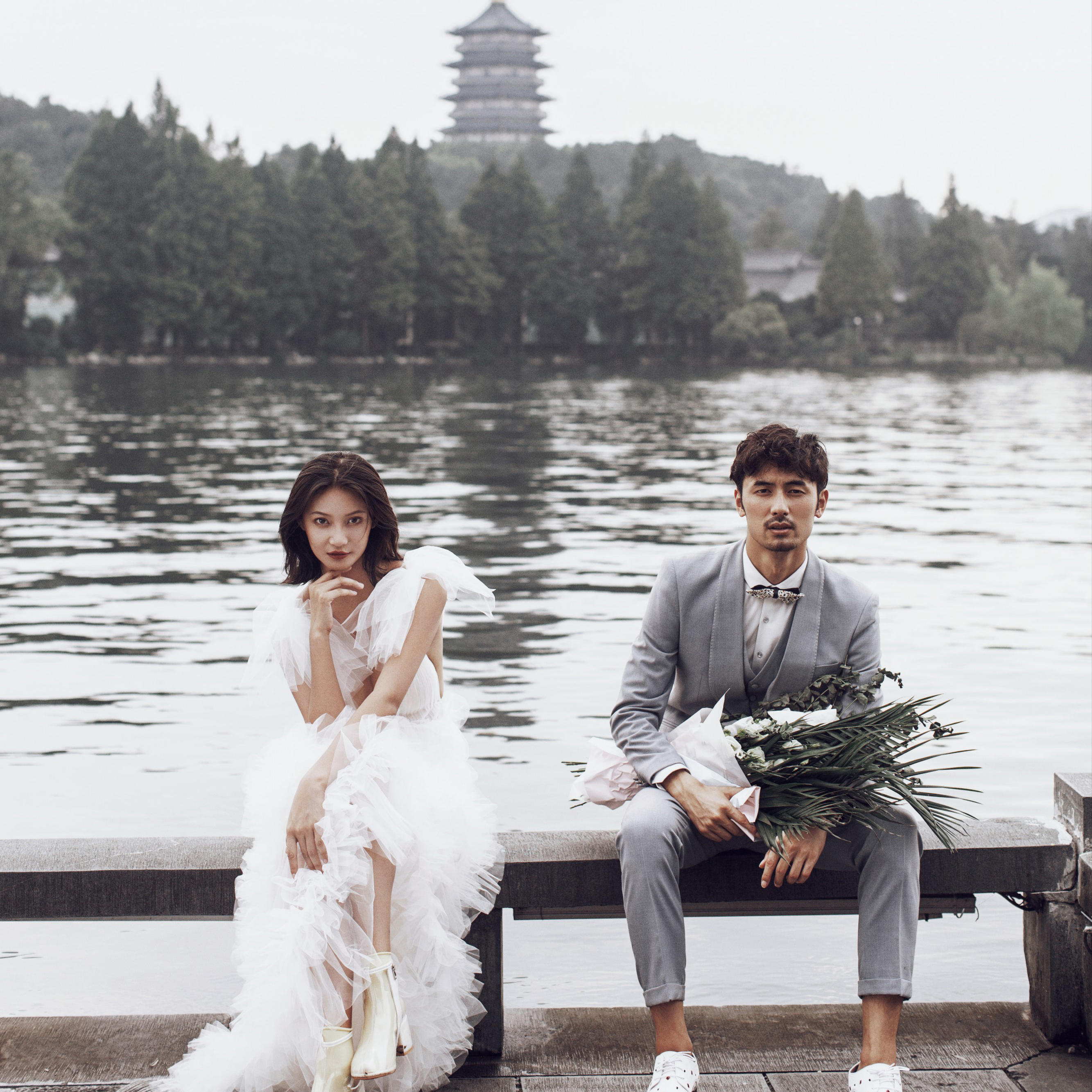 专车+送婚纱＋送证件照+杭州微旅拍+10服10造