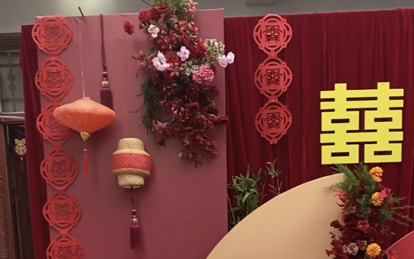 小場(chǎng)庭院婚禮5米寬背景全院鋪滿