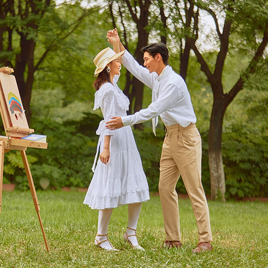 8980元+总监团队+送婚纱+底片全送+多种系列