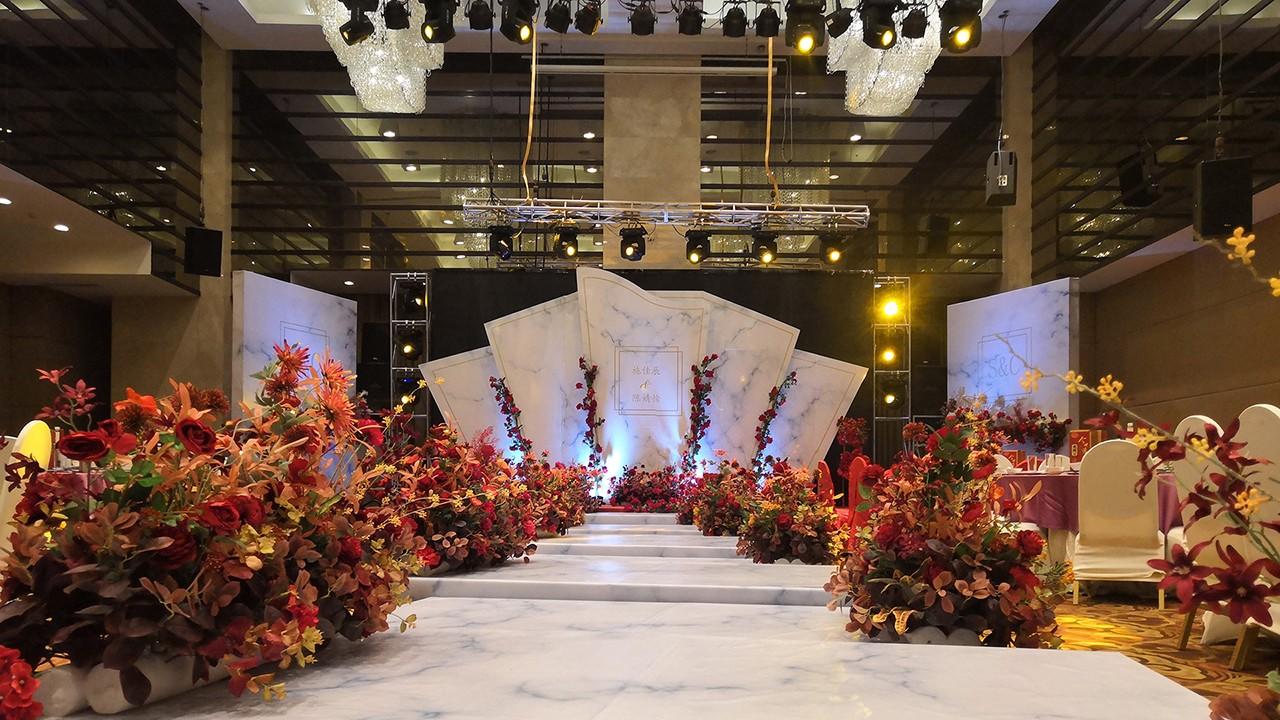 淮安高性价比婚礼，大理石纹色系-甜森林婚礼馆