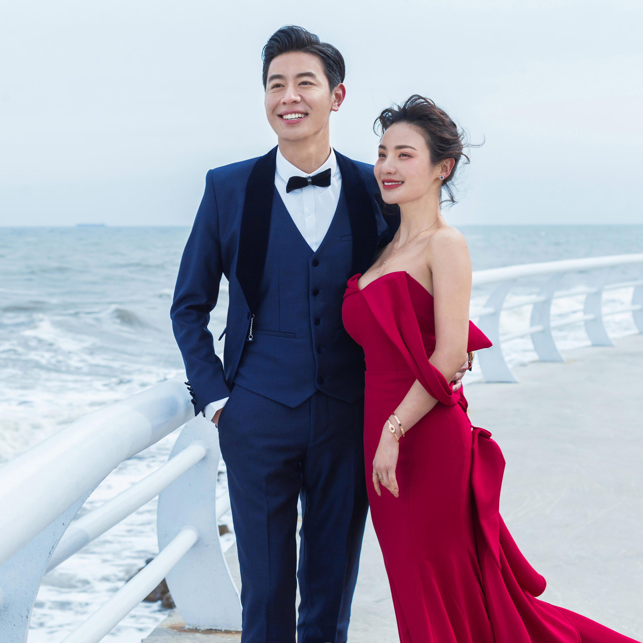 克洛伊定制式拍摄海景婚纱系列