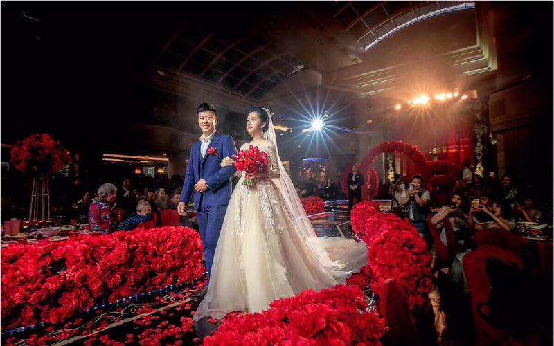 【Miranda米兰达】唯美显瘦时尚婚纱