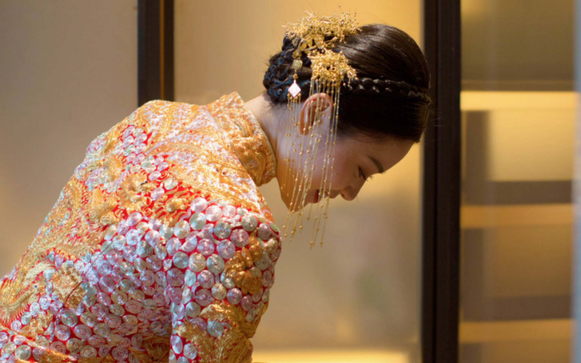 【IU婚纱】金龙金凤密线褂后