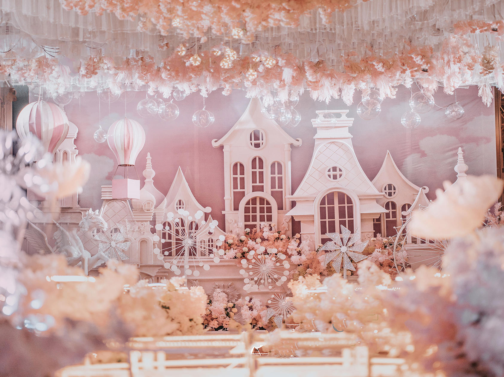 【浪漫派婚礼】华美达酒店大吊顶粉色城堡主题婚礼