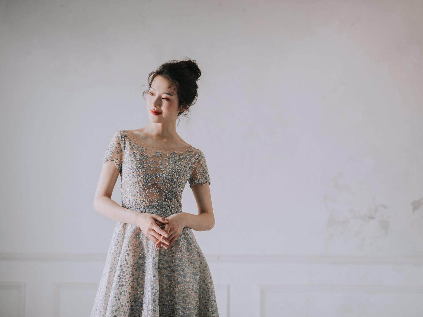 安娜 #超值组合#婚纱+敬酒服