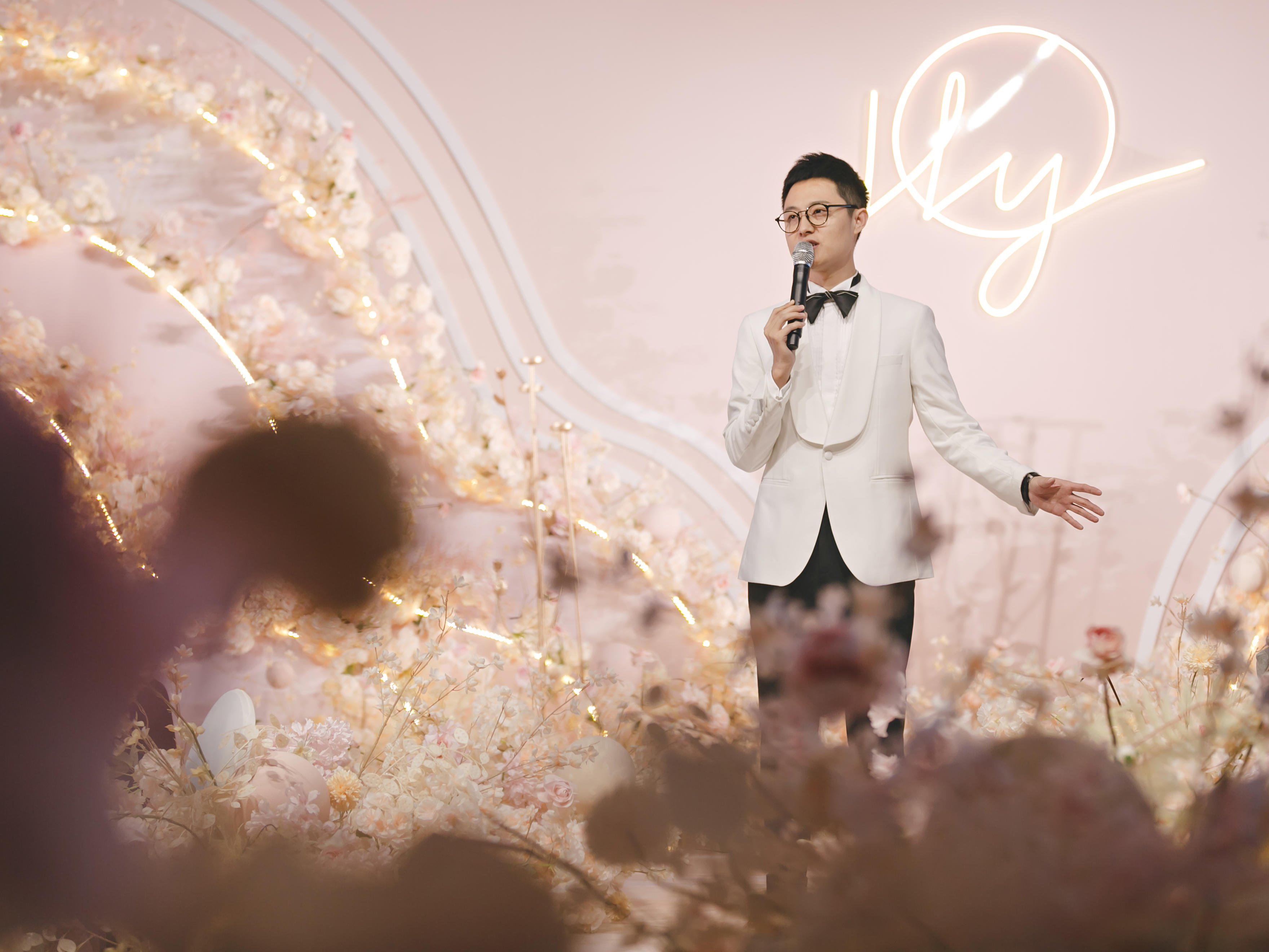 网红婚礼司仪（私人订制婚礼仪式）