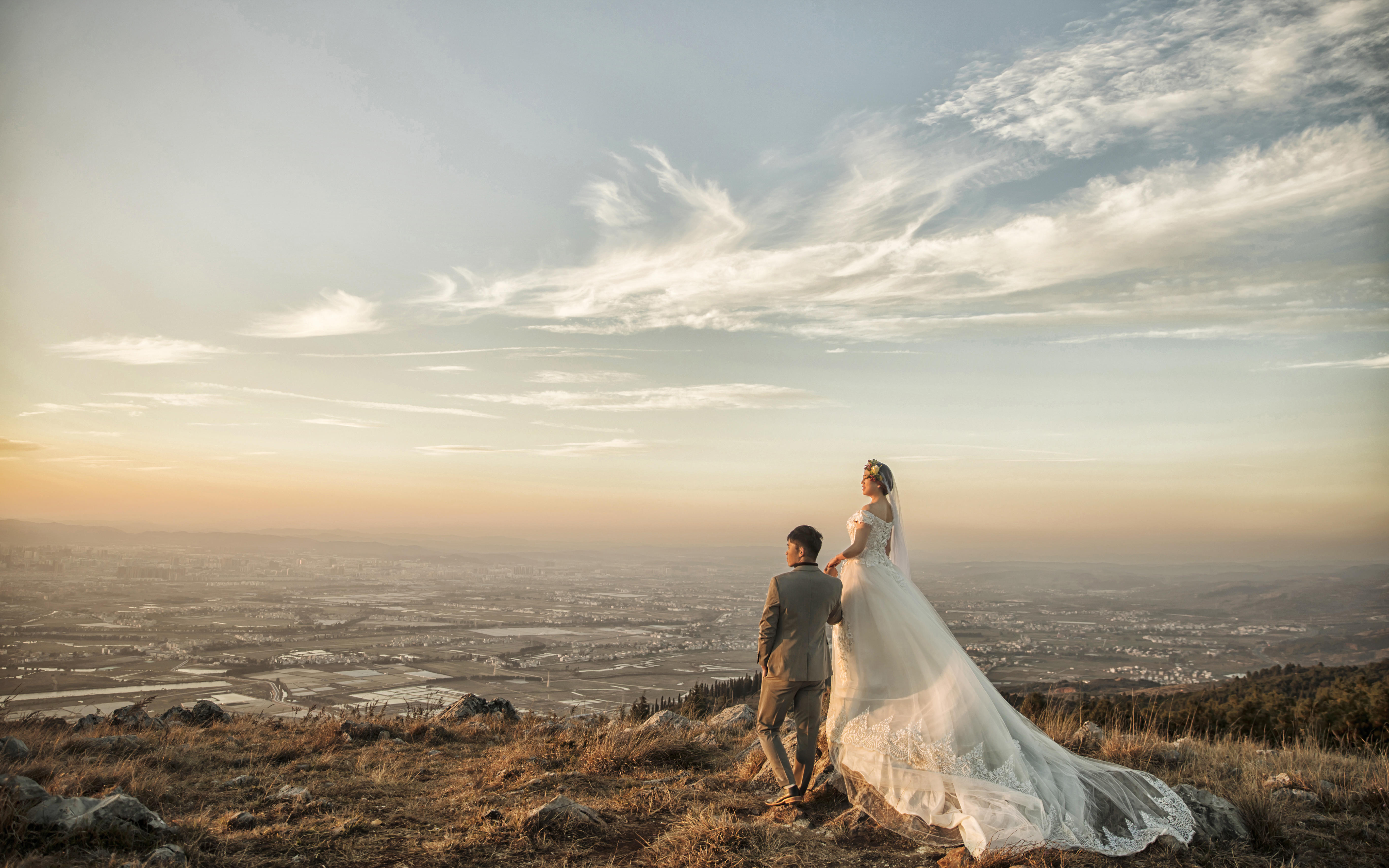 曲靖本地内外景结合拍摄+4套服装+底片全送