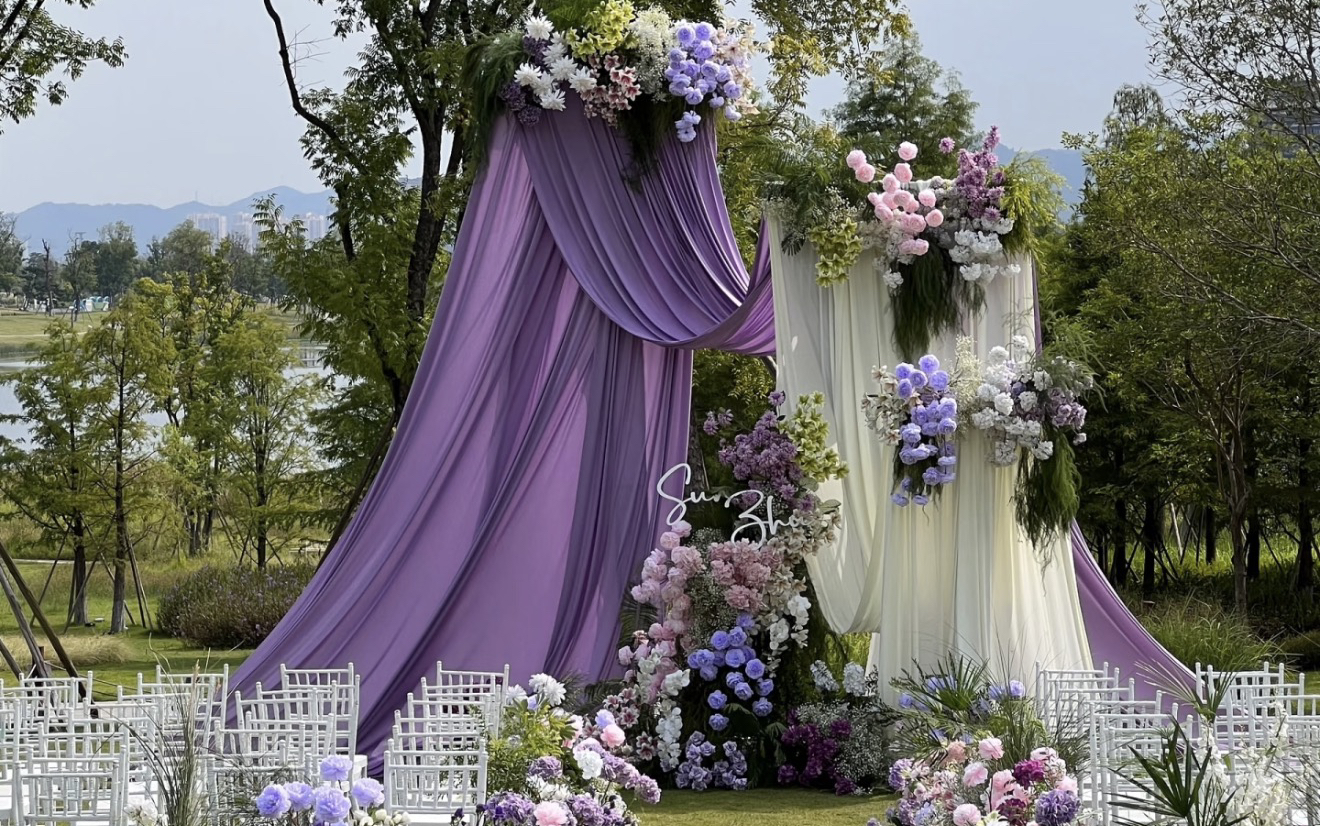 紫調(diào)森嶼把莫奈花園搬進(jìn)戶(hù)外婚禮現(xiàn)場(chǎng) 