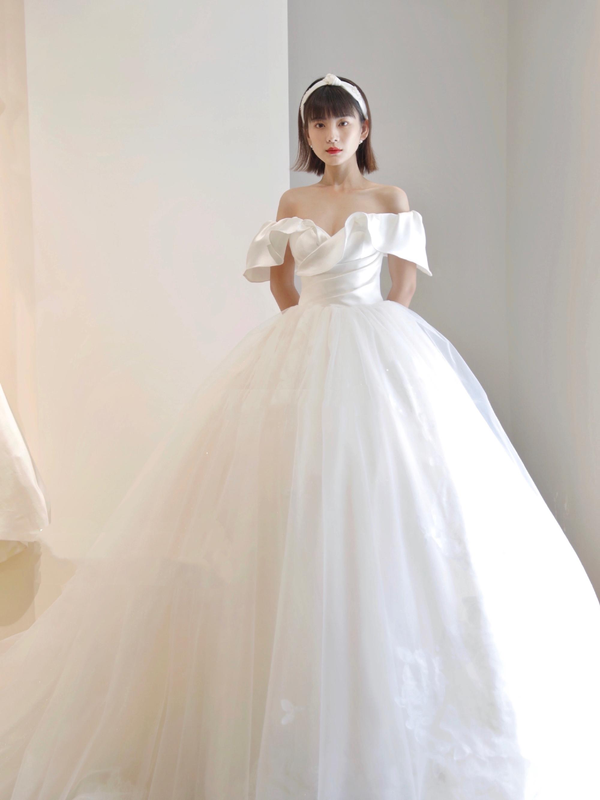 【APP特惠】想要性价比选这个 婚纱+市内跟妆