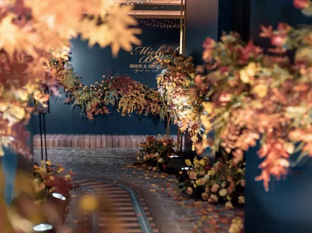 【薇雪婚礼】室内蓝橙色系千与千寻主题婚礼