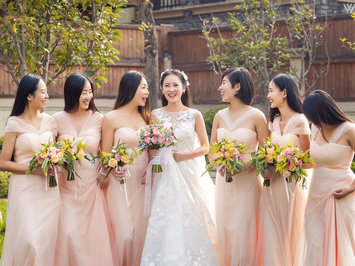 婚纱沙龙_奇怪的美发沙龙