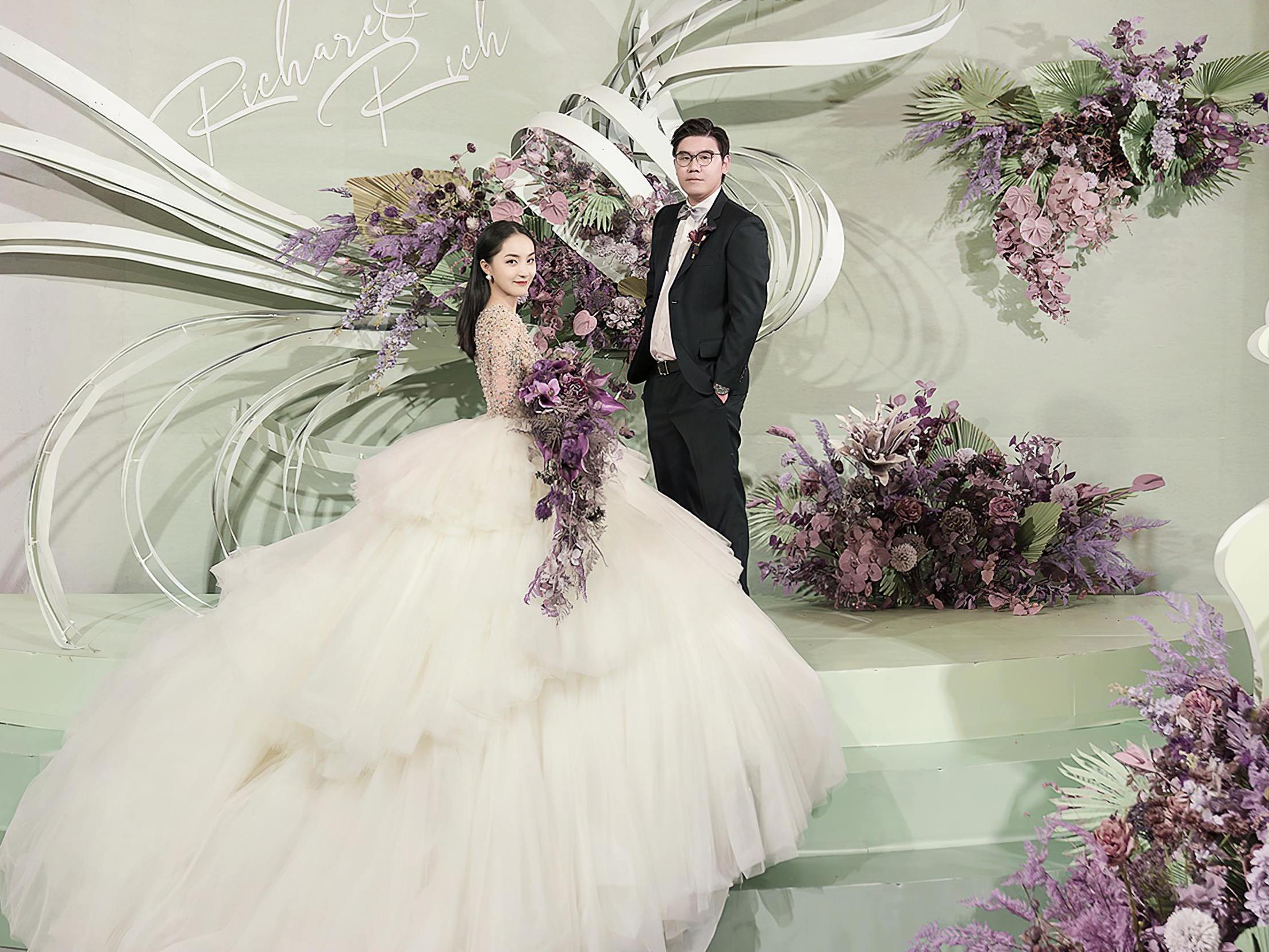 【惊鸿】轻奢西式室内婚礼现场